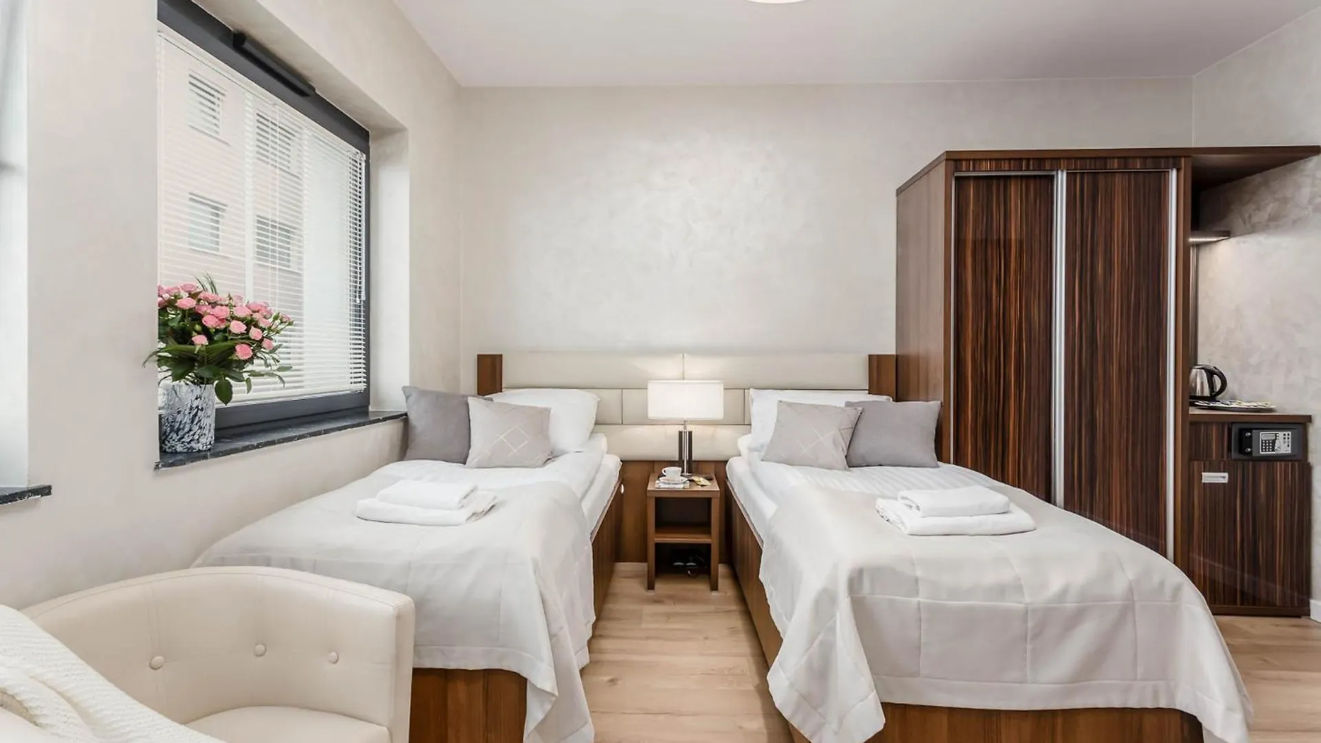 Aparthotel Deo Plaza Premium By Rent Like Home Gdansk Poland